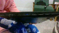 does anyone know what kind of charger port this computer i found uses
just found it laying around in my basement
thanks guys