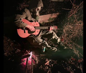 So guys im going to be honest i have depression, and it's constant when im alone. I overthink, and I get streesed then I get quiet, and I distance myself wich makes it worse and i cry if someone asks what's wrong ive been battling this for years, and im loosing but it easier when I have someone to talk to, not even about the mental stuff, just in genral and it's why im so clingy because silence is what gets to me the most because its just me and my thoughts and i overthink way to much and my thoghts arent good  so if i reach out i need someone to talk to even just for a few so i can shut off my mind and relax  and pleas dont worry im fine mostly 