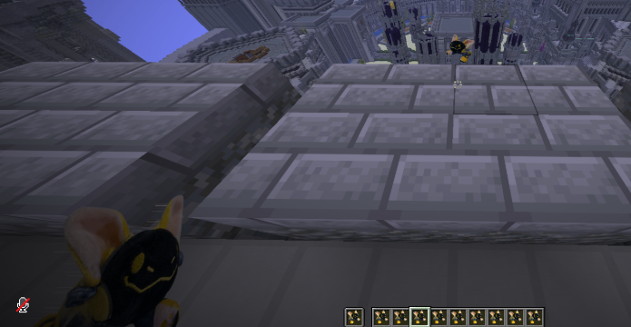 i swapped the texture of the totem of undying to a yellow protobean. cpvp looks so funny with this texture pack on lol